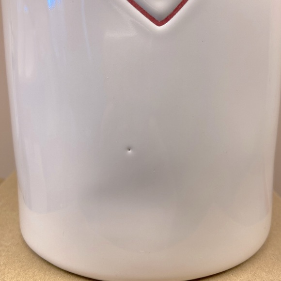 Rae Dunn Artisan Collection Valentine Heart Canister - Picture 4 of 9